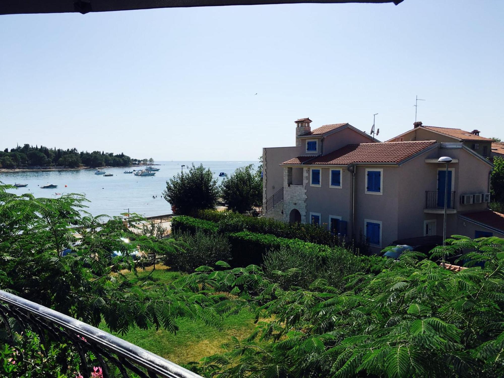Apartment In Villa Moletto Seaside & Relax - 4 Guests Lovrečica Εξωτερικό φωτογραφία