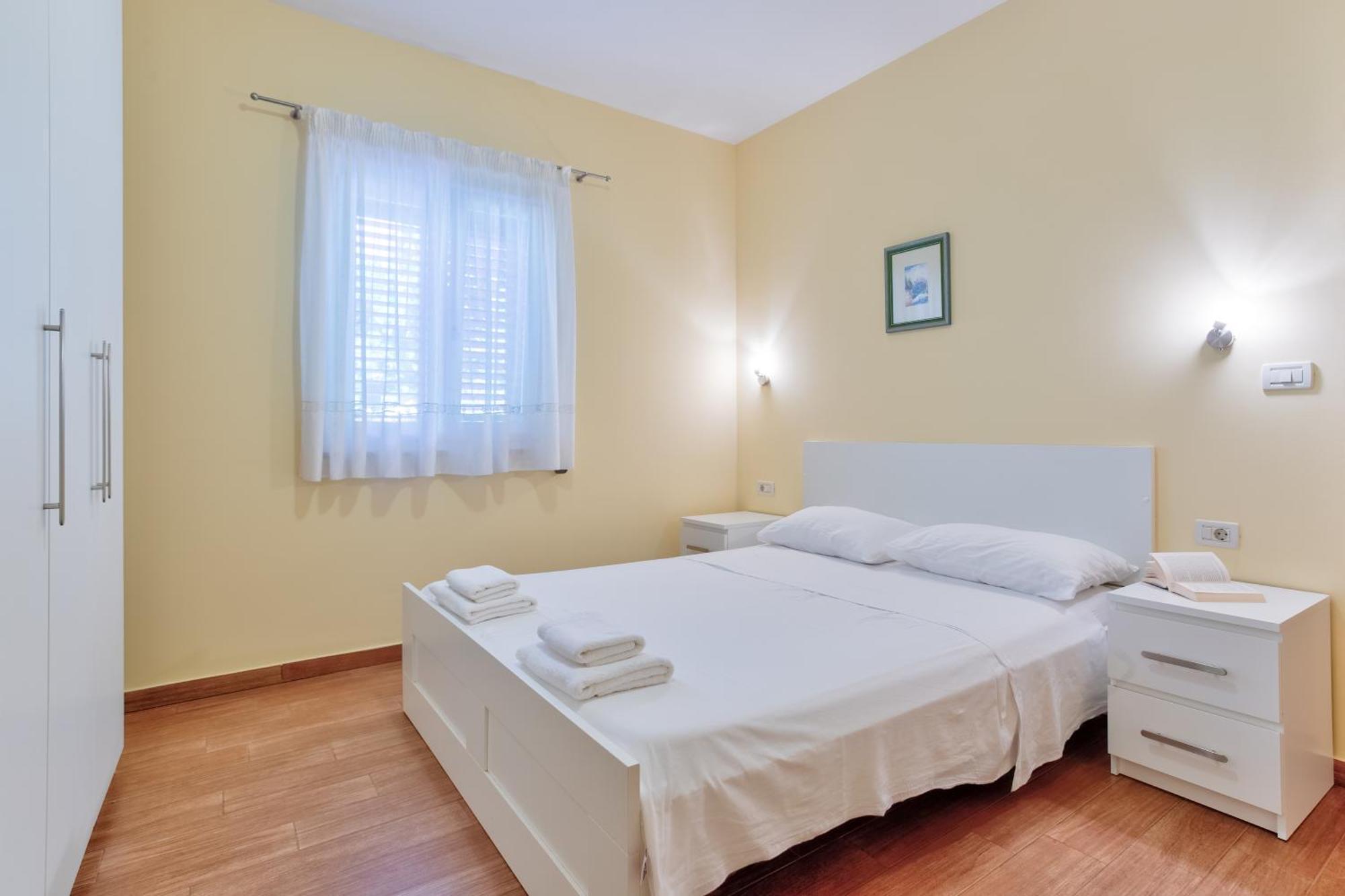 Apartment In Villa Moletto Seaside & Relax - 4 Guests Lovrečica Εξωτερικό φωτογραφία